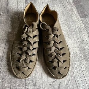 Frye Holly Nubuck Olive Sandal size 8